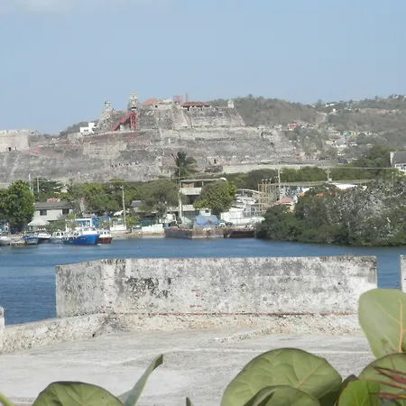 Patio De Getsemani 3*